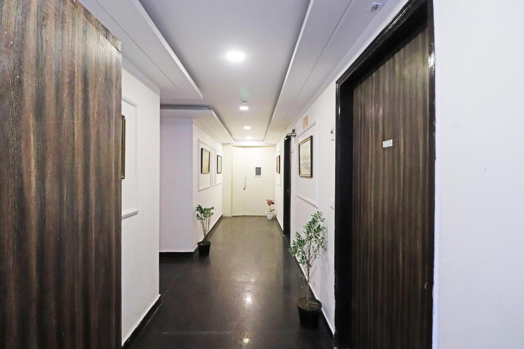 Hotel Mayda Prime Near Delhi Airport Neu-Delhi Exterior foto