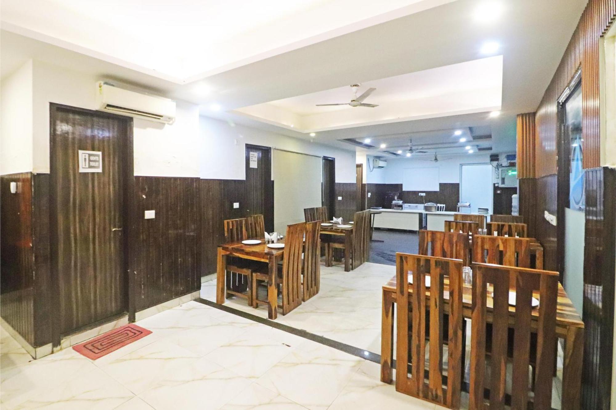 Hotel Mayda Prime Near Delhi Airport Neu-Delhi Exterior foto